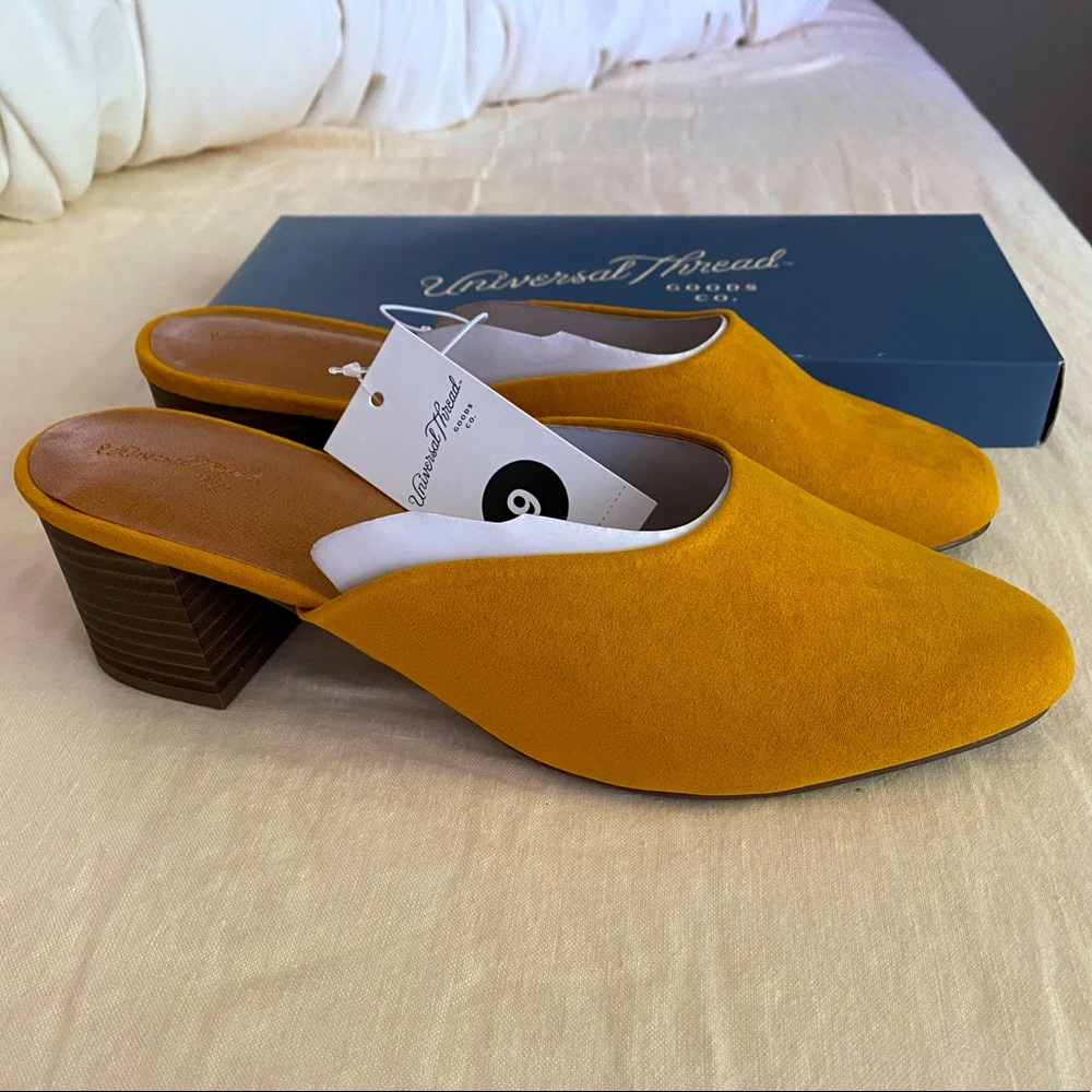 Universal Thread Mustard heeled mules 9 NIB